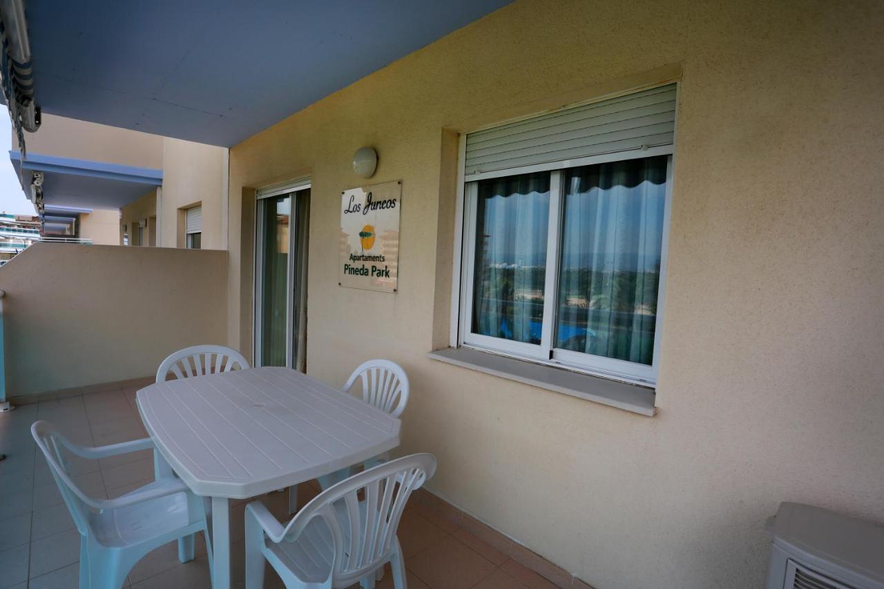 Los Juncos De Pineda Park Salou Exterior photo